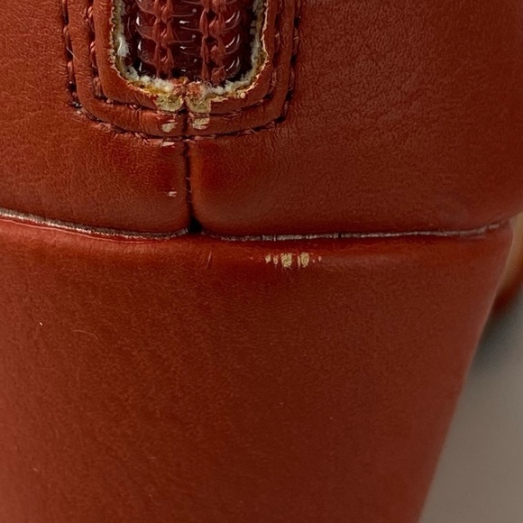 Journee Collection - Women's Aretha Wedge - Picture 10 of 16